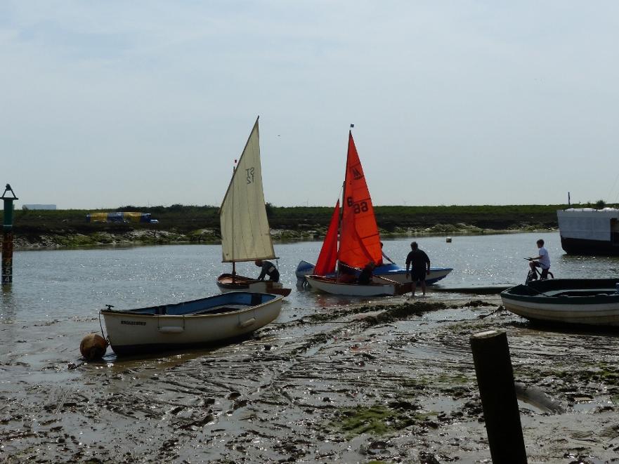 Tollesbury mud. Launching from the slip at Tollesbury for the 2016 rally © Sue Lewis 2016 