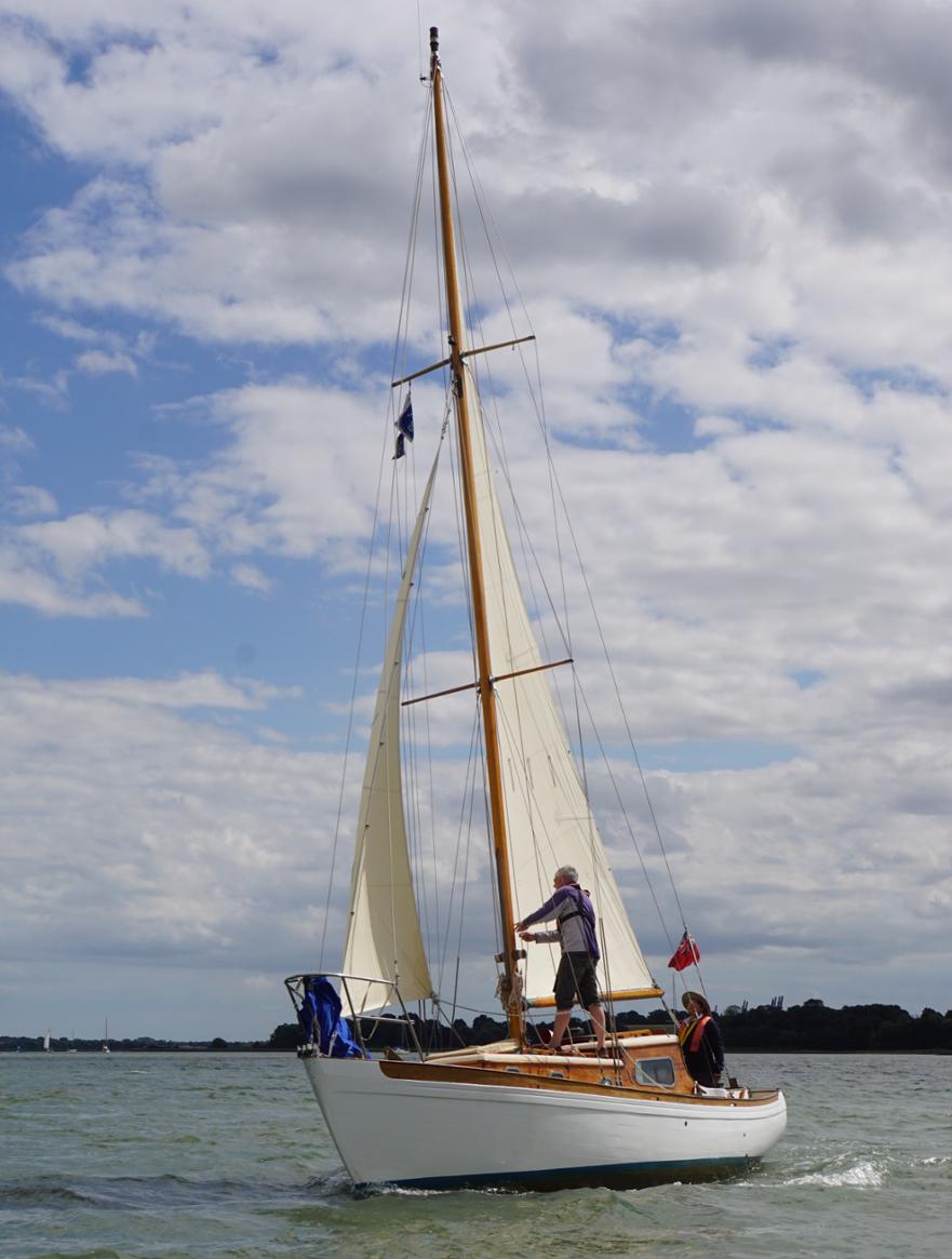 Vertue 'Hussar' joins the East Coast Classics, 2017 ©Beverley Yates 2017 