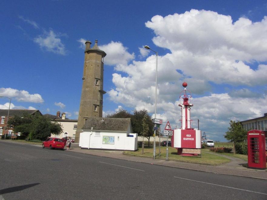 Harwich_-_High_Lighthouse_-_geograph.org.uk_-_4652917 
