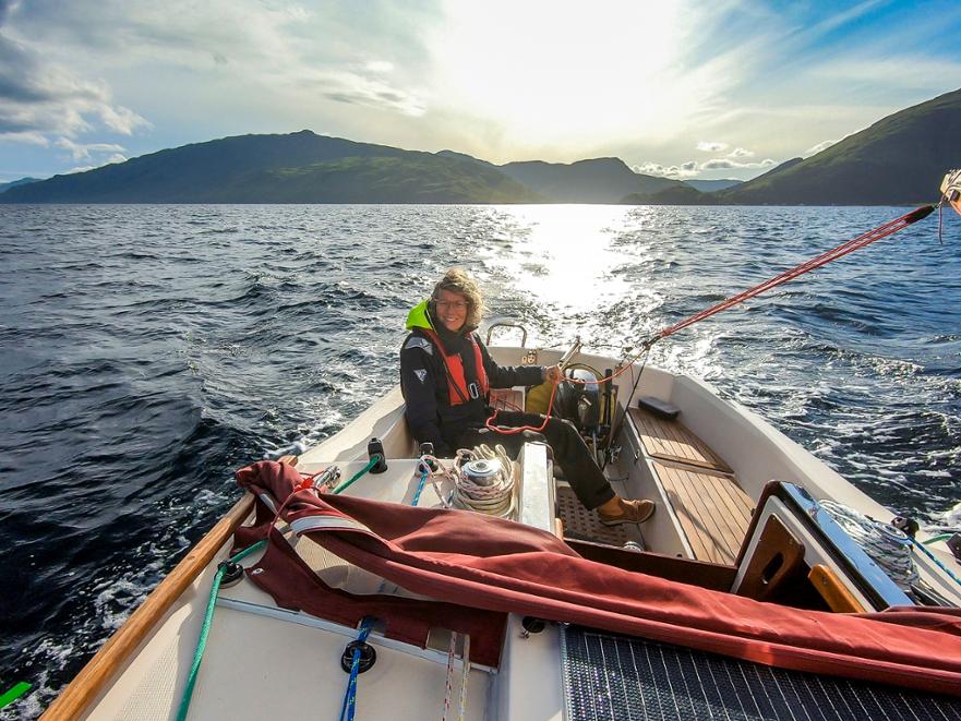 LaS HC 4 Champagne Sailing